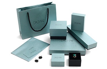 Wholesale fashion jewelry and jewelry box