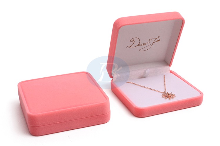 custom velvet jewelry box