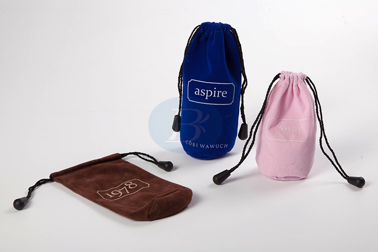 customized velvet drawstring cosmetic bag