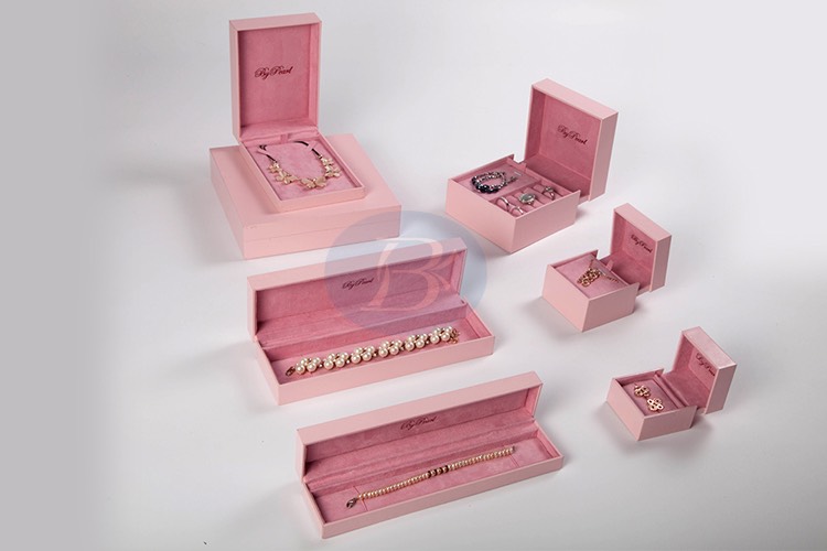 Custom plastic jewelry set box