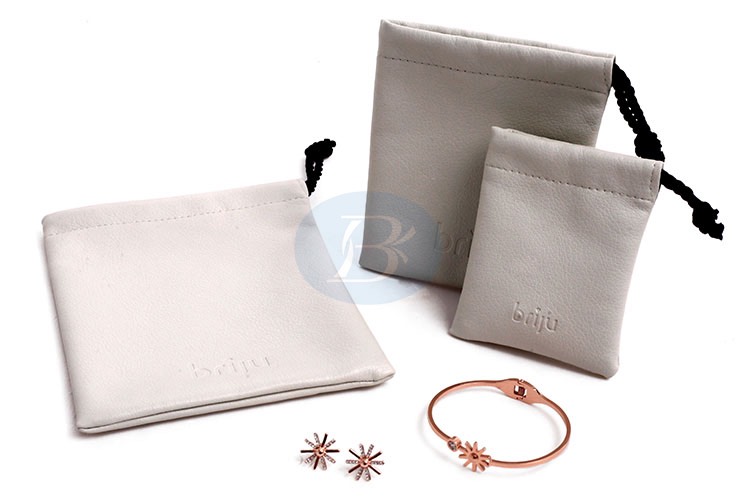 customized PU leather pouch