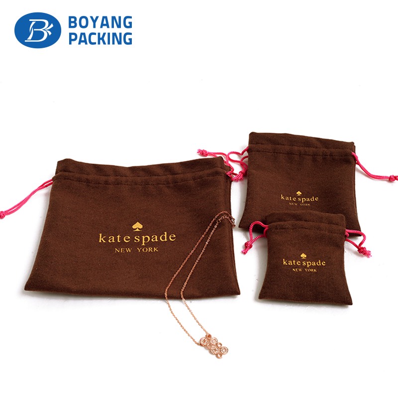 High quality custom velvet pouch with best price