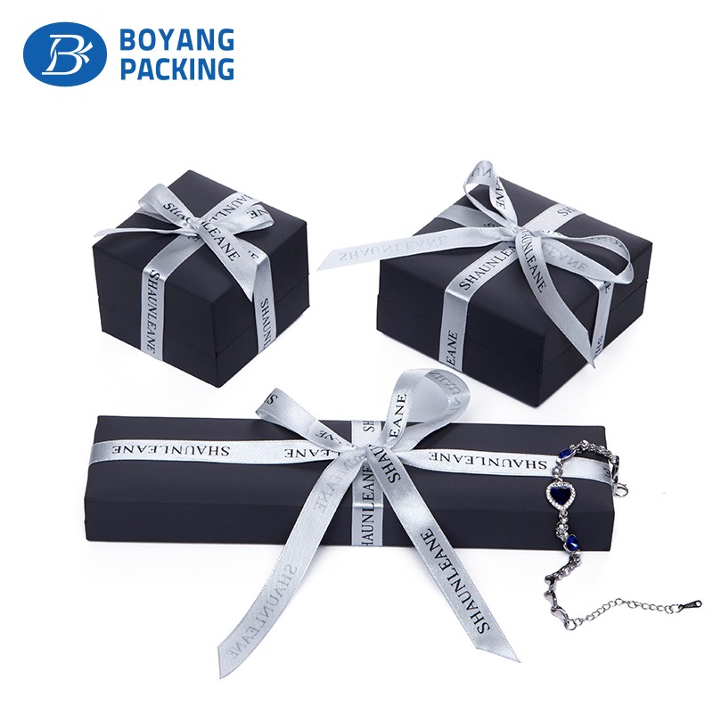 plastic jewelry packaging