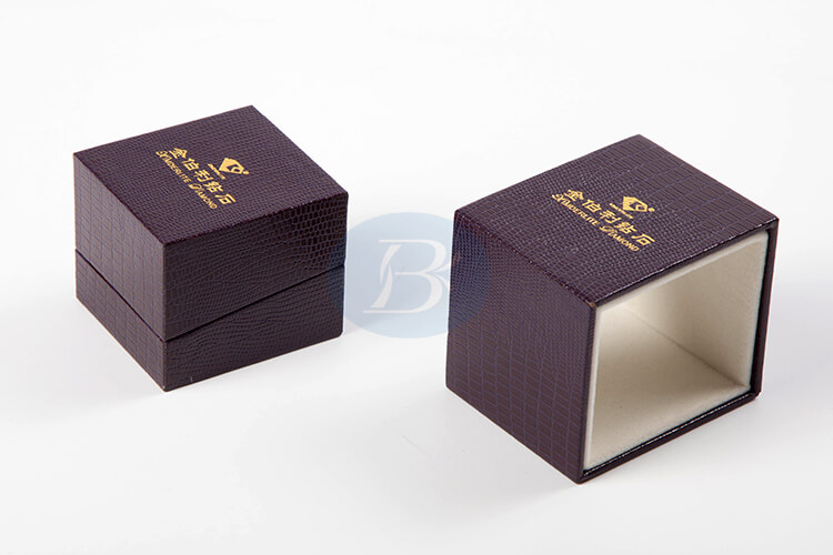 Custom logo jewelry box How to improve the success rate of proofing?