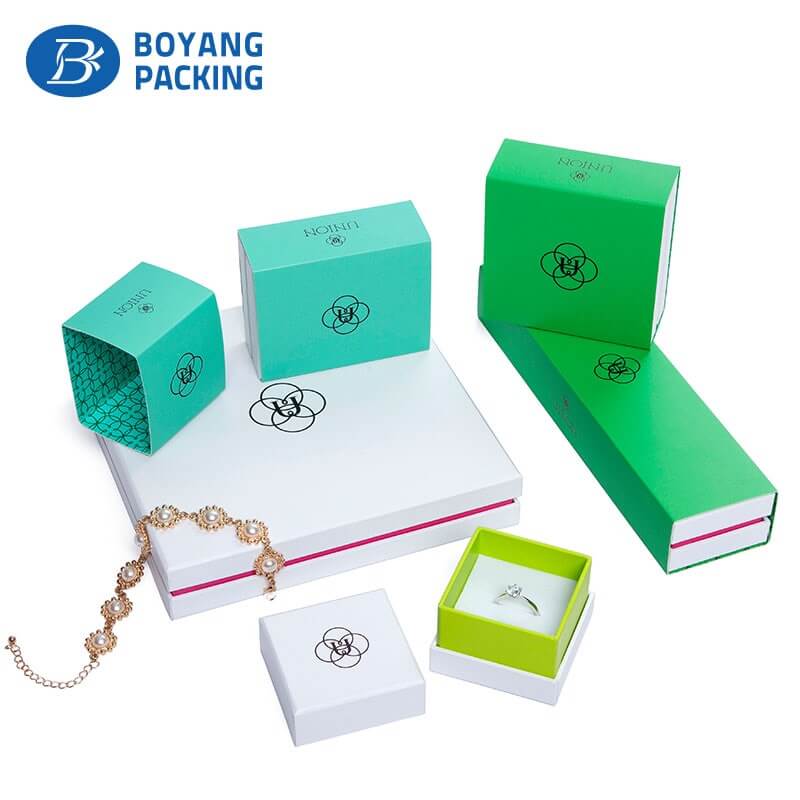 Luxury design custom printed paper jewelry boxes