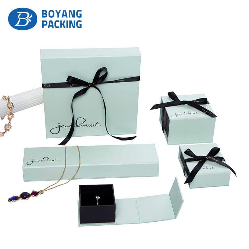 Fashion style paper cardboard jewelry box