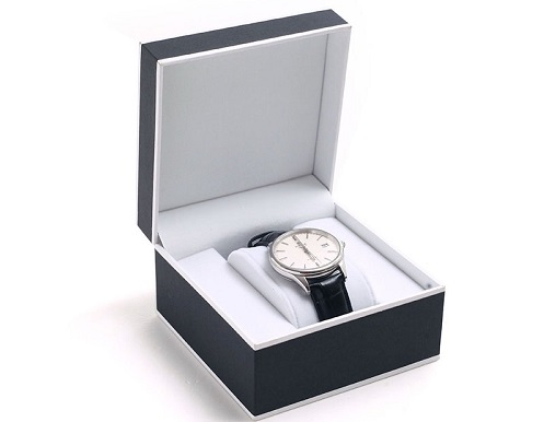 What to pay attention to at custom watch box?