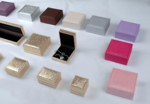 Jewelry gift box printing process