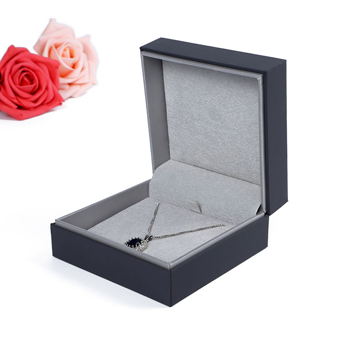 Custom jewelry boxes for women
