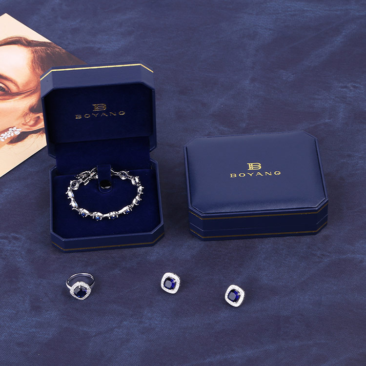 Premium modern designs blue wholesale bangle gift box