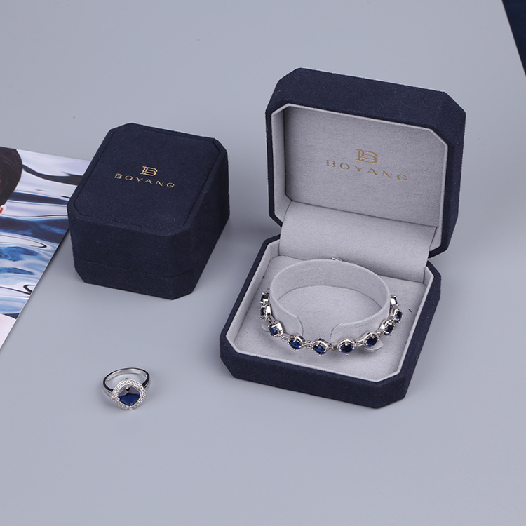 Fancy best gift packaging custom logo bracelet jewelry boxes