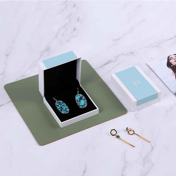 Custom luxury earring gift box, china jewelry box supplies manufacturers