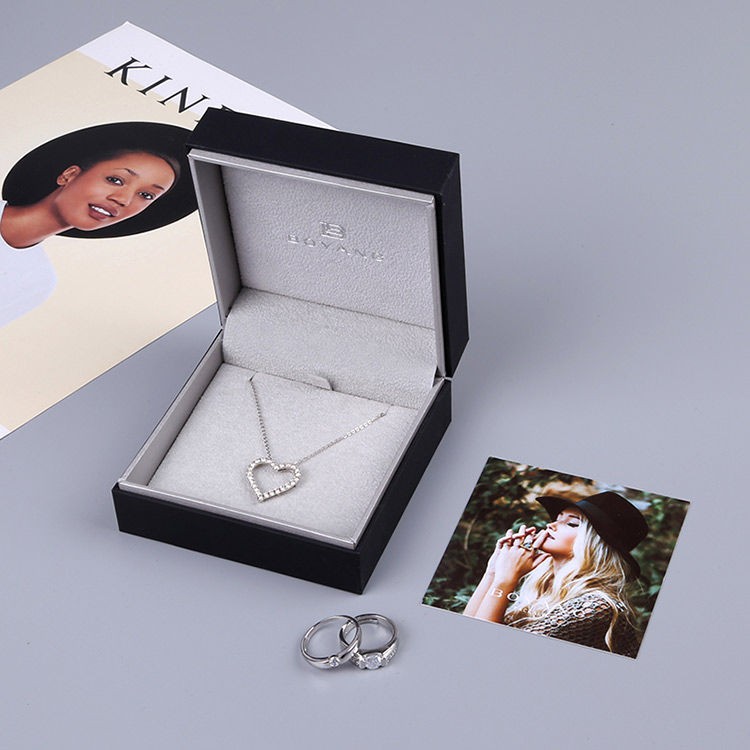 custom earrings jewelry box