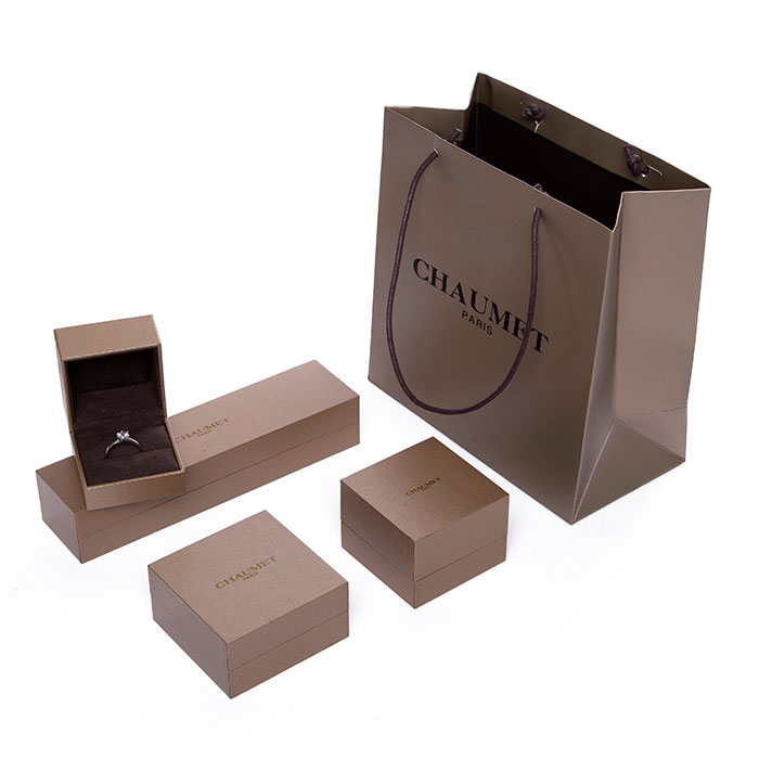 The big sales for the custom jewelry gift box