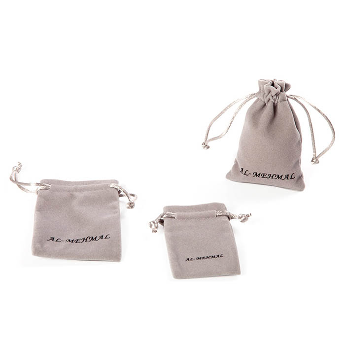 Custom velvet jewelry pouches, velvet jewelry pouch manufacturer