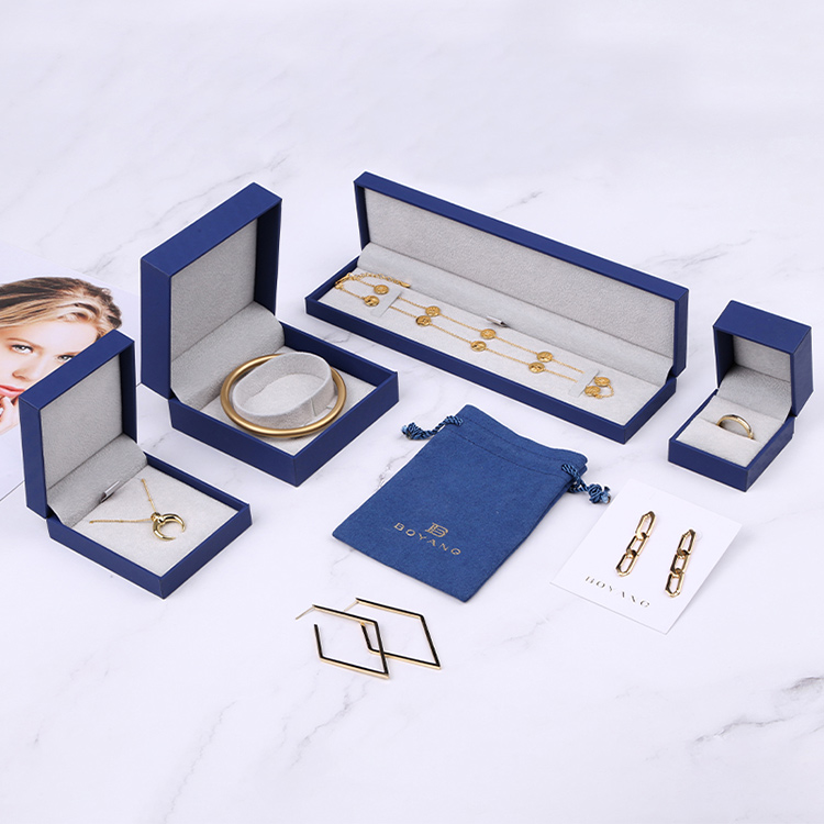 custom jewelry plastic box