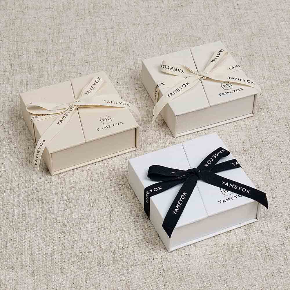 custom jewelry gift boxes