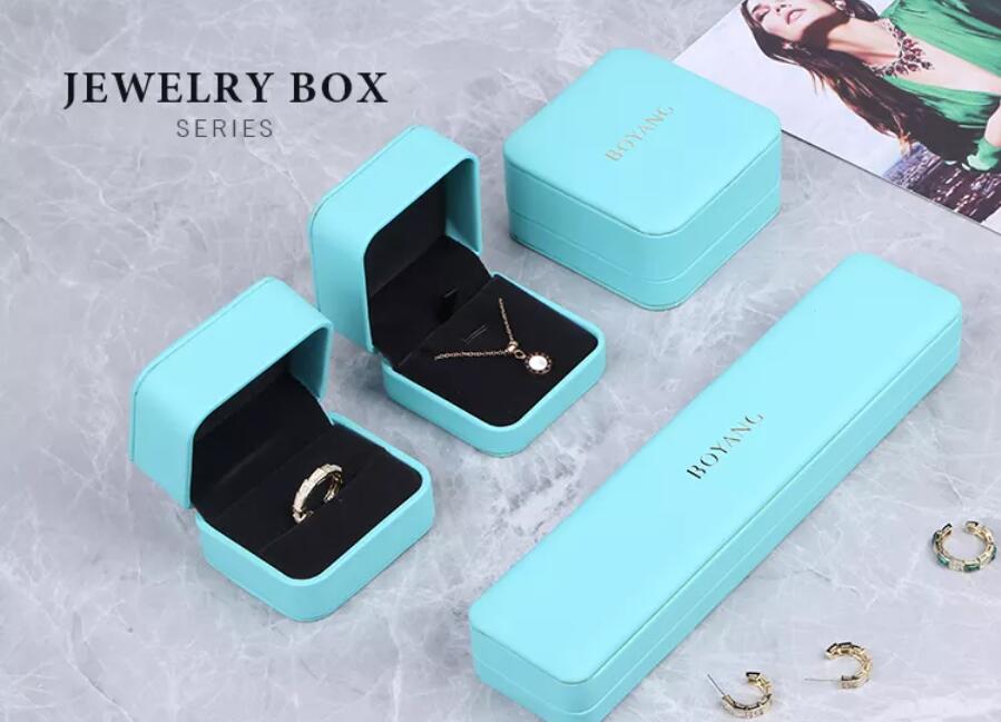 How to check jewelry packaging box samples?