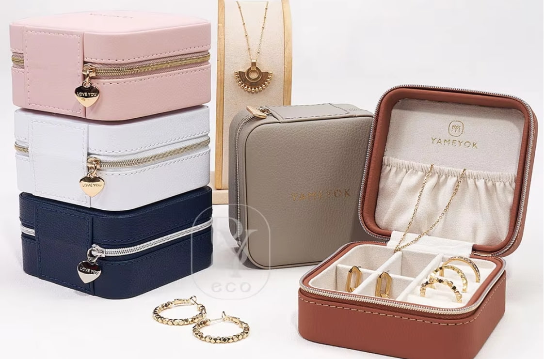 Mother's Day Gift Guide: Make a unique leather jewelry box for your mother