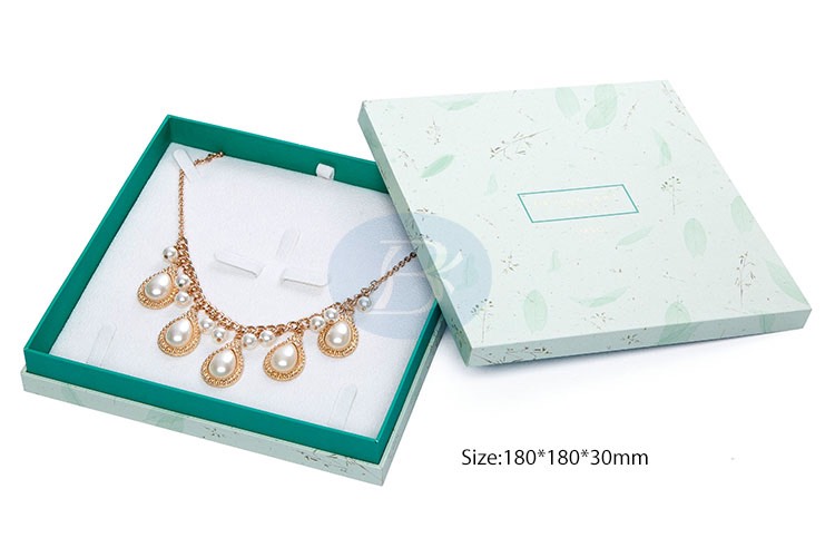elegant paper jewelry pendant box