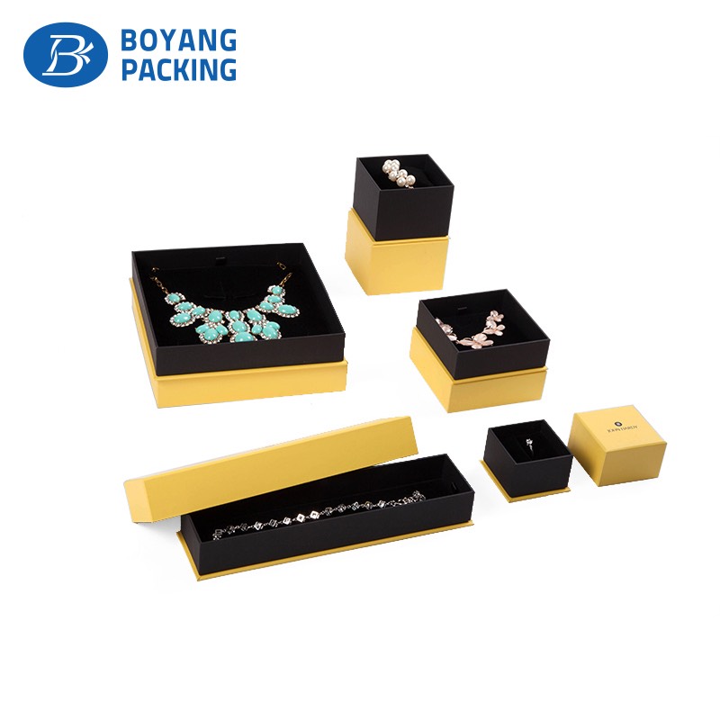 High quality set of jewelry box