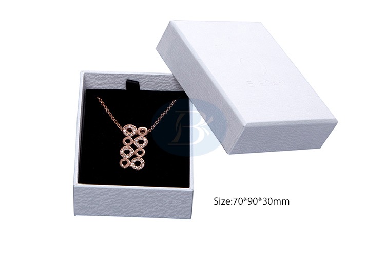 white pendant jewelry box manufacturers