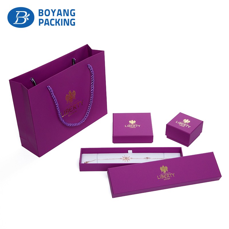 Charm purple high end jewelry box