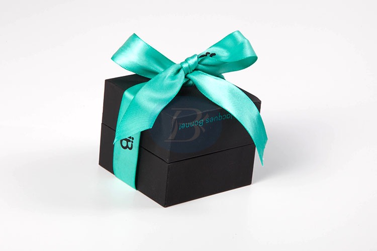 custom jewelry plastic gift box
