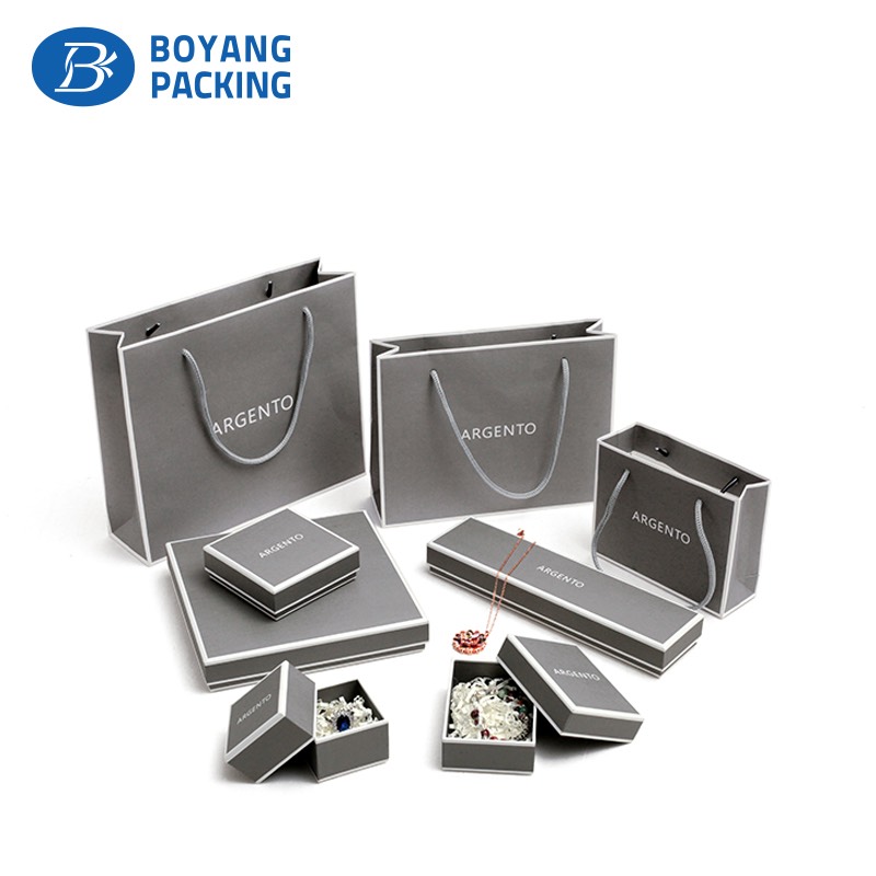 Professional custom jewelry packaging