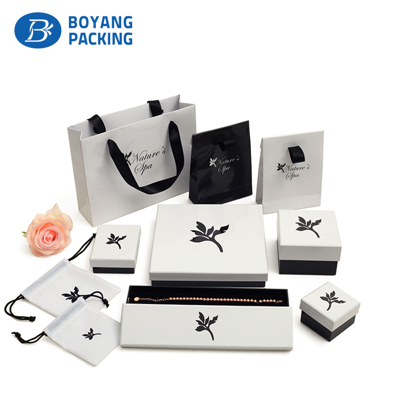 What are the features of the paper jewelry boxes customization?