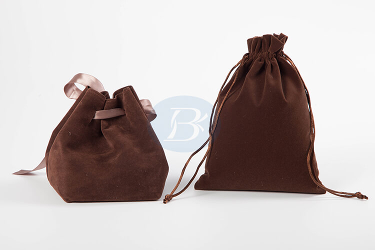 Drawstring jewelry bag features and general purpose