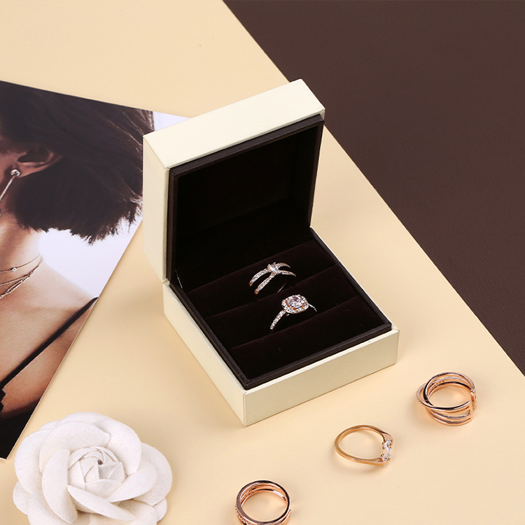 Custom beautiful exquisite ring plastic box for women