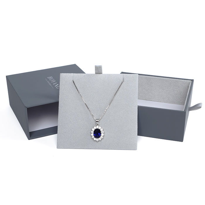 Custom deluxe jewelry box