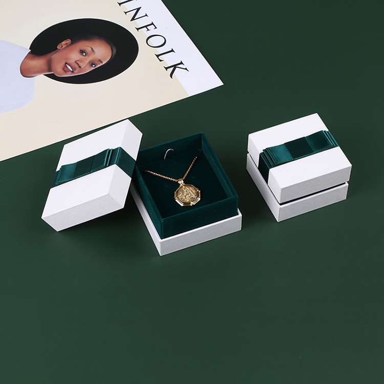High-grade thick paper cardboard custom necklace storage box