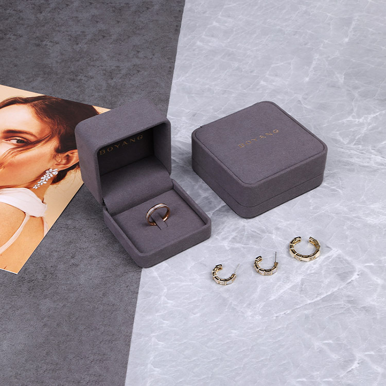 Romantic wedding custom unique engagement ring boxes with logo
