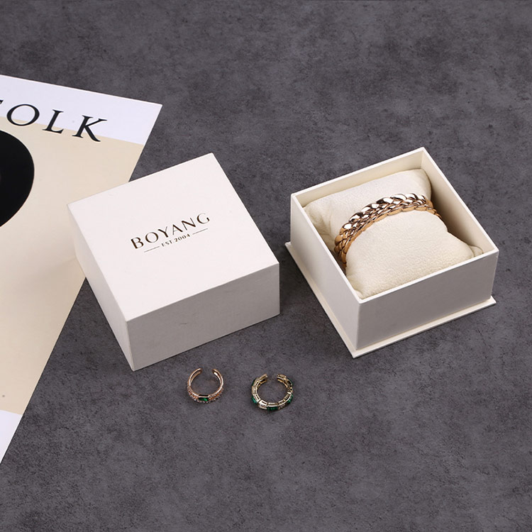 Eco Friendly paper luxury prayer custom bracelet gift boxes packaging