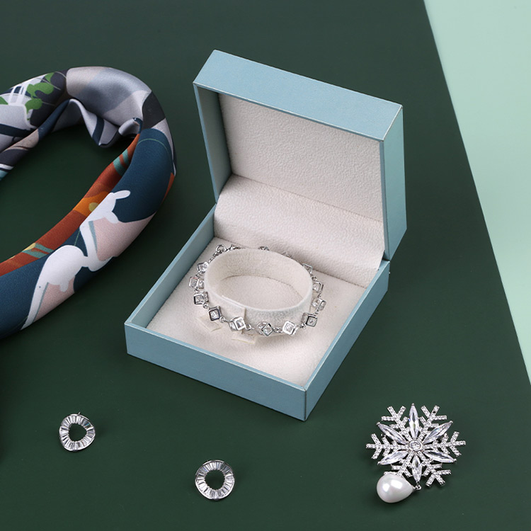 Custom luxury wholesale beautiful single bracelet gift boxes packaging