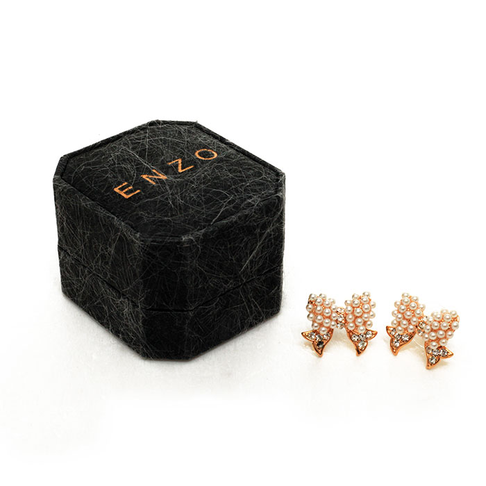 Custom black plastic jewelry box with customized decorative pattern