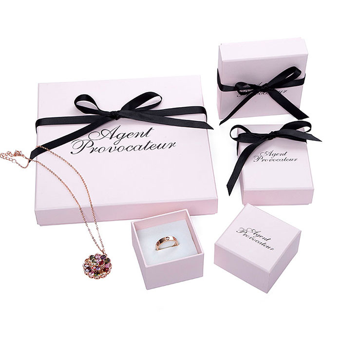 Custom luxury paper Jewelry gift box with ribbon