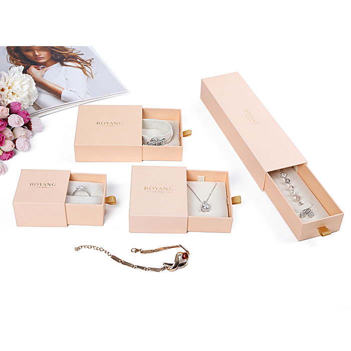 Jewelry box wholesale, custom cardboard jewelry boxes