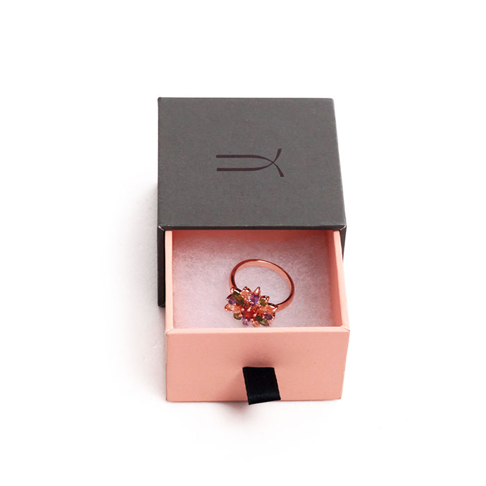 Custom beautiful jewelry boxes