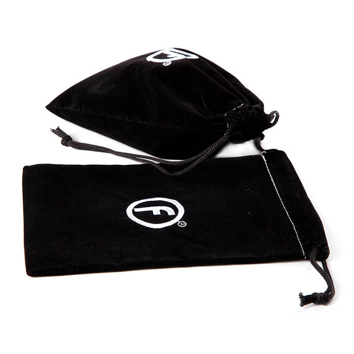 Soft and fashionable packaging, custom black velvet jewellery pouches