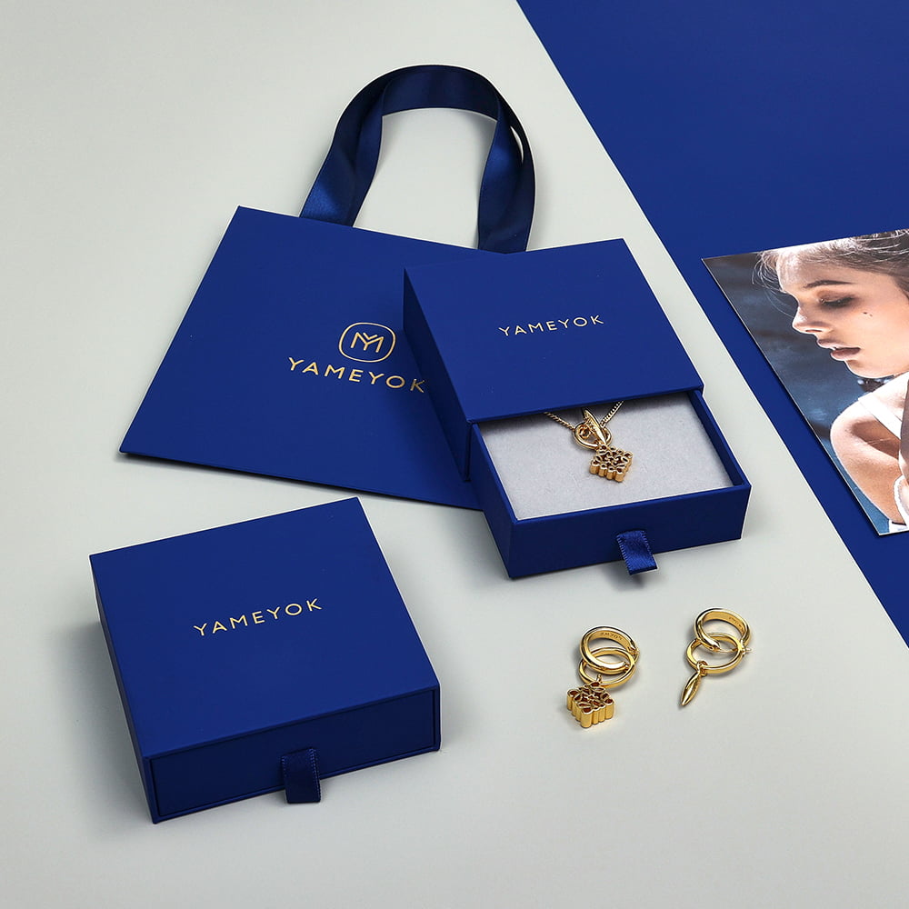 custom logo jewelry packaging