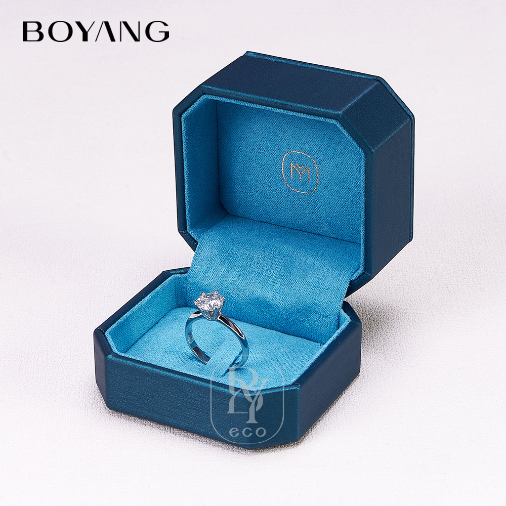 ring box