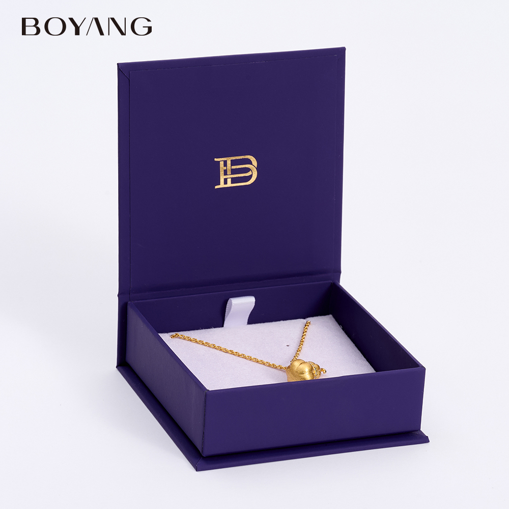 custom jewelry packaging