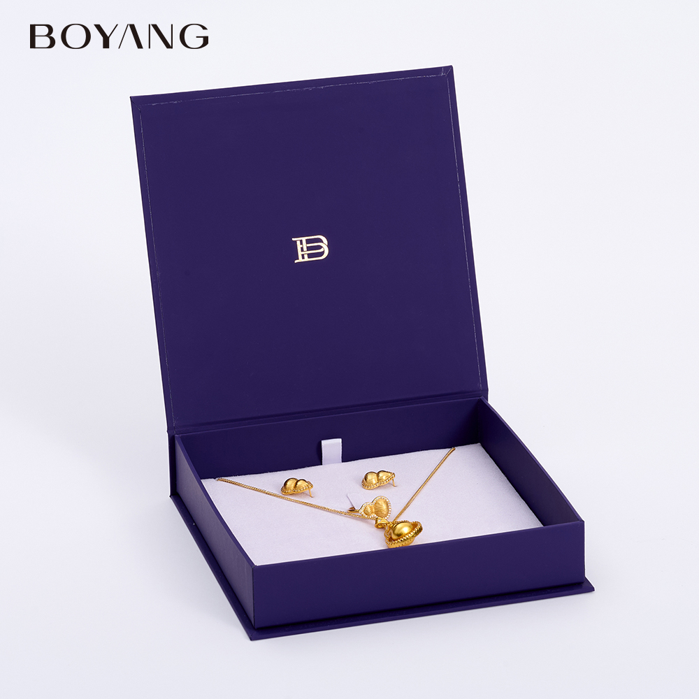 custom jewelry packaging