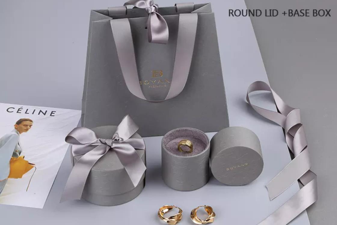 The most popular jewelry styles and matching jewelry boxes